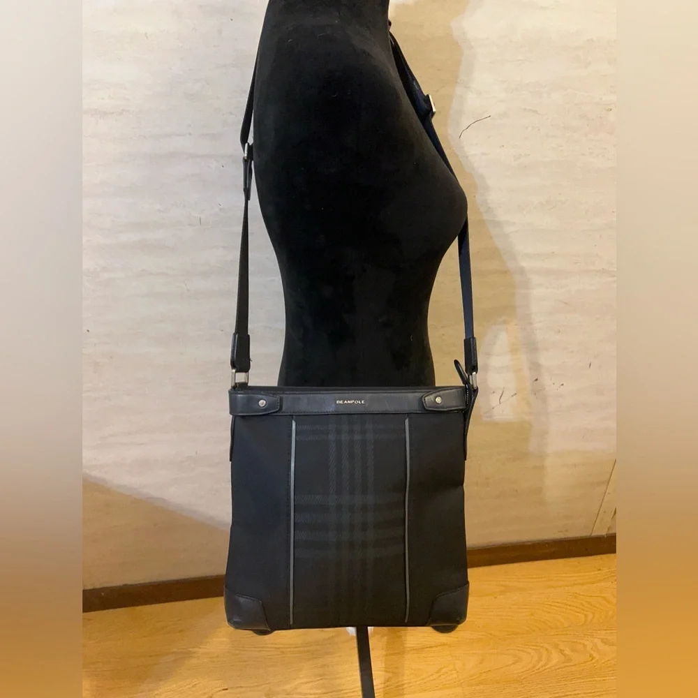Beanpole black plaid